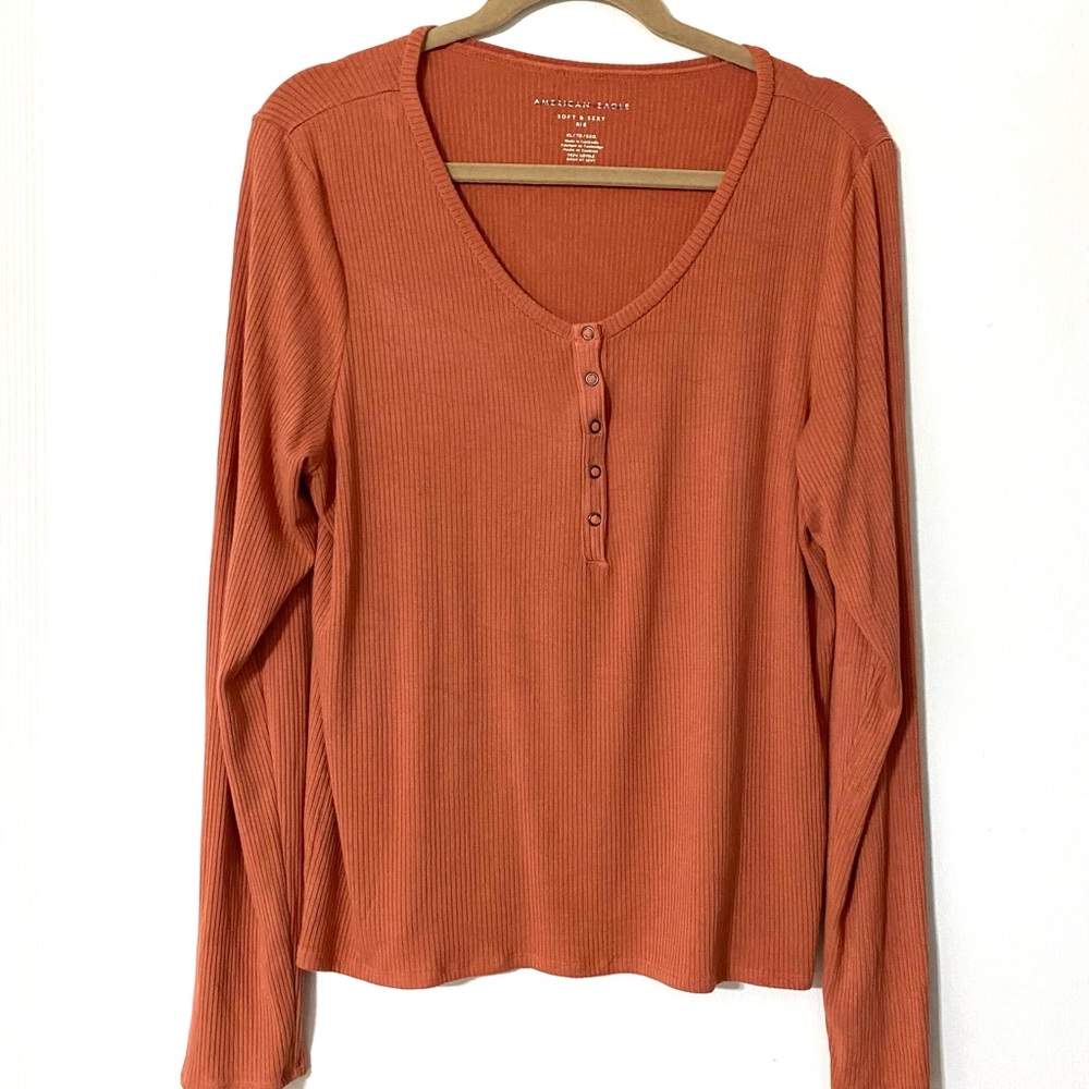 American Eagle Soft and Sexy Ribbed tee